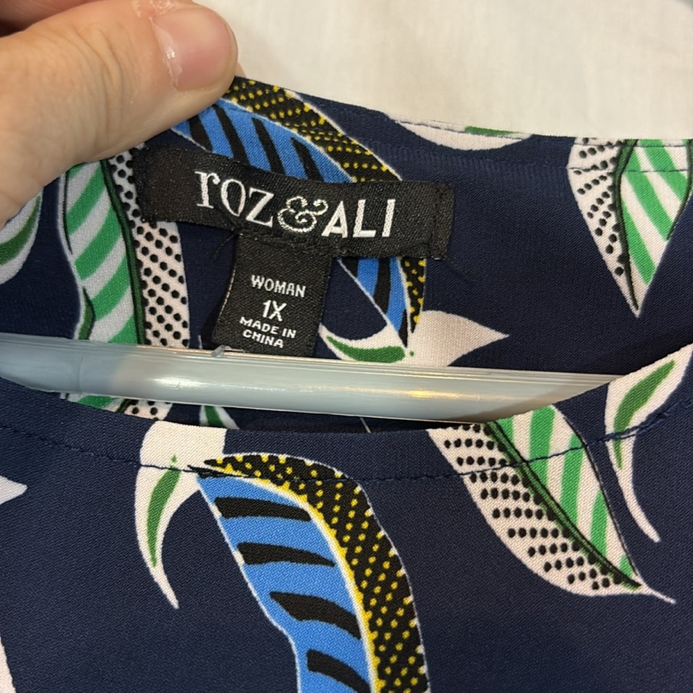 Roz & Ali Leaf Print Midi Dress - Picture 3 of 6